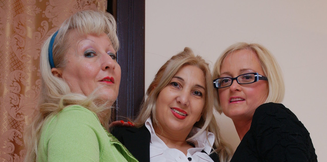 [Mature.nl / Mature.eu] Nadya S. (50), Jalisa (42) & Pamela G. (51) - 3 mature lesbians sharing their pussies [2014-04-18, Blonde, Big natural tits, Lesbian, Threesome, Mature, Small tits, 1080p]