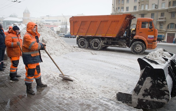 В Москве коммунальщики устроили массовую драку из-за уборки снега