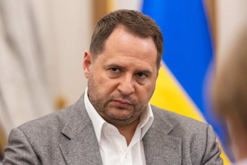 Андрій Єрмак обговорив з послами G7 та ЄС безпекову ситуацію біля кордонів України, мирний процес щодо Донбасу, закон про деолігархізацію та перебіг реформ