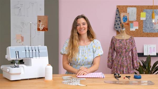 Domestika - Dressmaking Draft and Sew a Shirred Dress