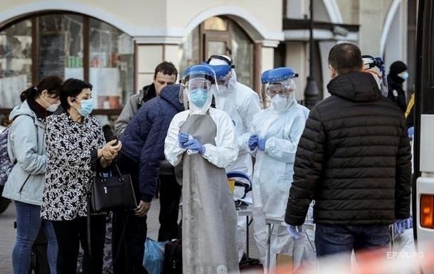 В оранжевой зоне оказались две области