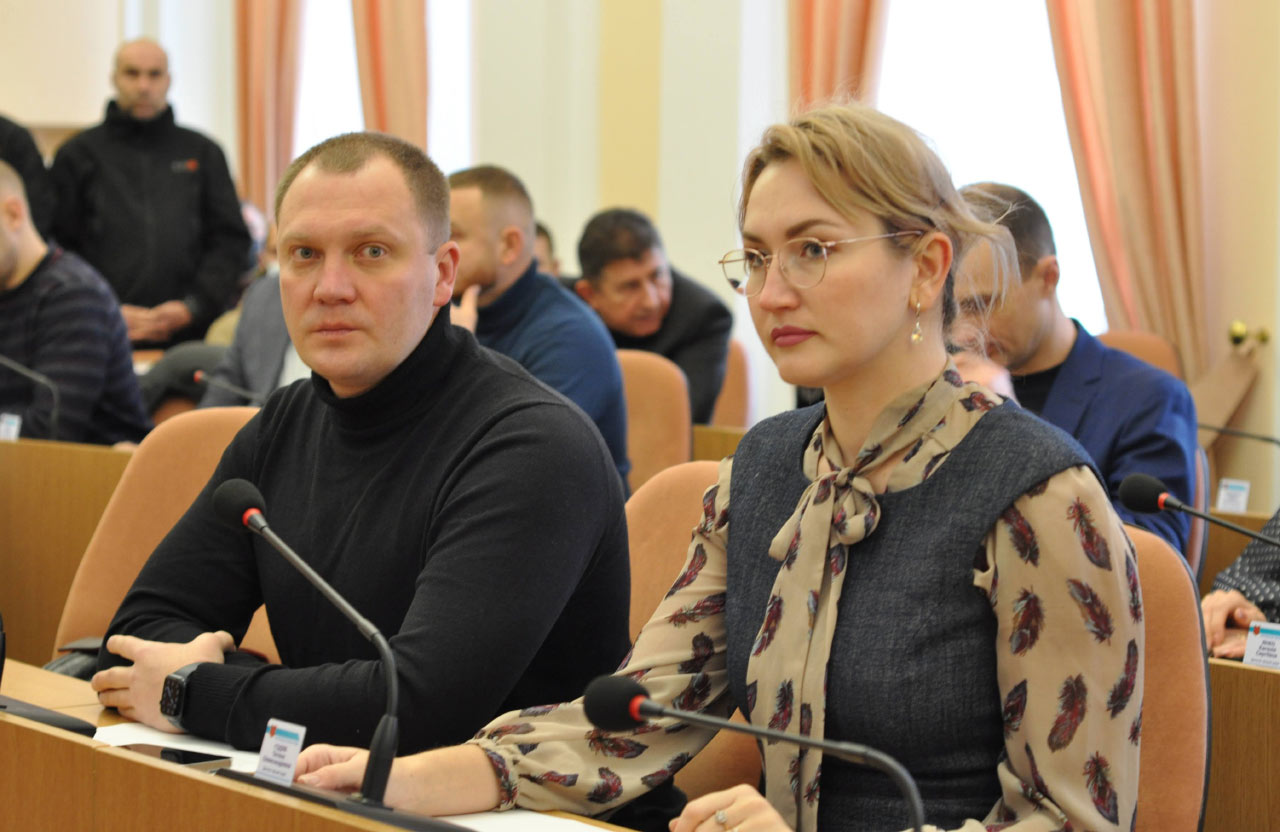 Вісті з Полтави - Партія «ОПЗЖ» повідомила Полтавську міську ТВК про відкликання депутатів Момонта та Годяк