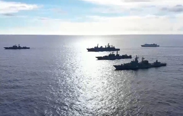 Россия проведет учения с участием более 140 военных кораблей