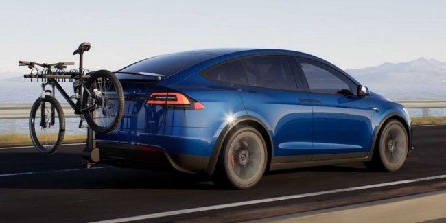 Tesla Model X Plaid обошел всех своих люксовых конкурентов