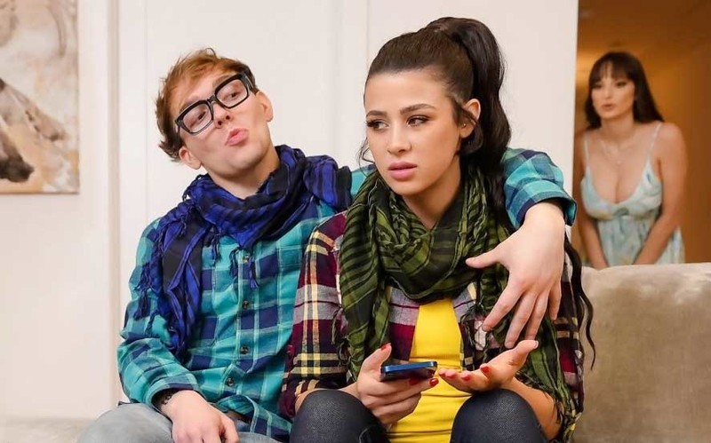 Lexi Luna, Kylie Rocket - Hipsters Get Schooled (2022 | FullHD)