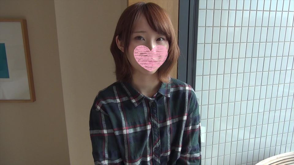 Yurina - A cute super slender fair-skinned girl 19 years old in the idol class (HD/1.33 GB)