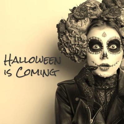 d89cf7d9faff3ddaea2a9a272cf2e556 - Various Artists - Halloween is Coming (2021)