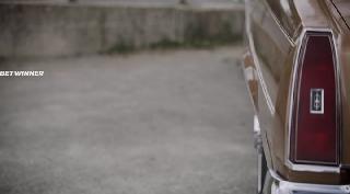 Биг Фифти: история Дэлронды Худ (2021)