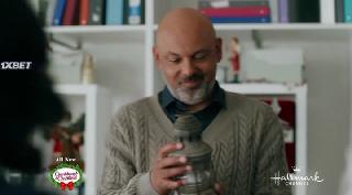   (2021)