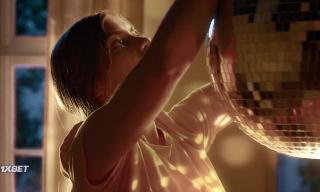 Девушка и паук (2021)