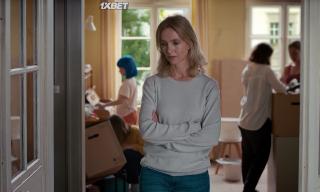 Девушка и паук (2021)