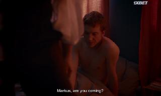 Девушка и паук (2021)