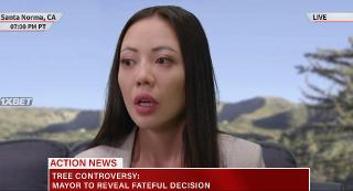 Совершенно нормальная Эшли Джонс (2021)