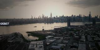 Вырванная из объятий (2021)