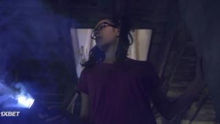    (2021)