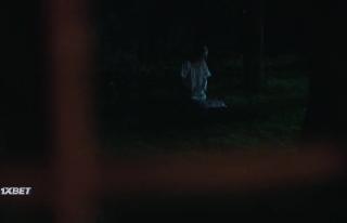 Жёлтые обои (2021)