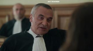 Маленькая самка (2021)