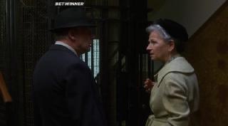 Маленькая самка (2021)